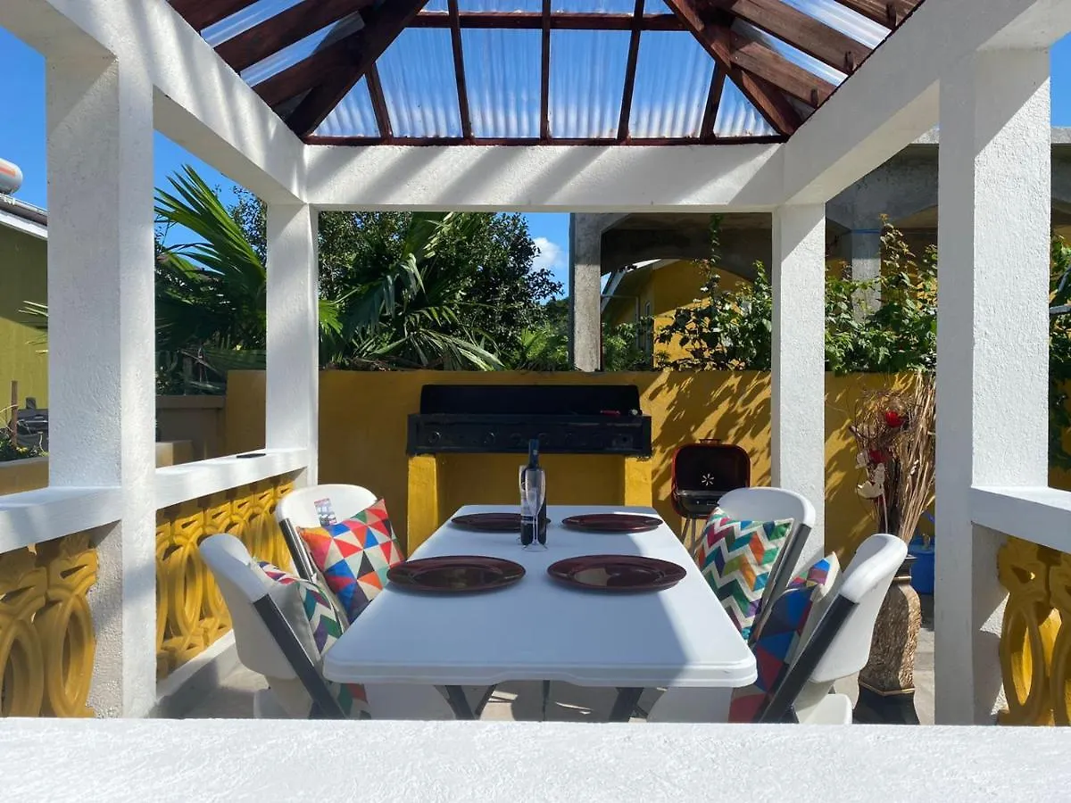 Paradise Villa Shared Onsite Private Pool Onsite Gym Ocho Rios Jamaica