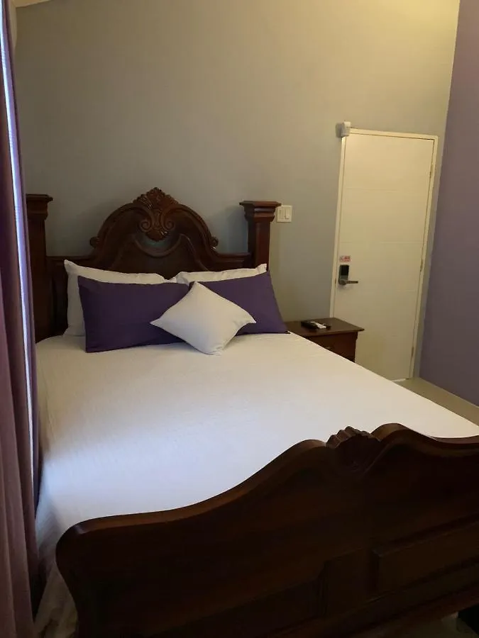 Homestay Paradise Villa Shared Onsite Private Pool Onsite Gym Ocho Rios