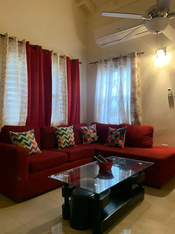 Paradise Villa Shared Onsite Private Pool Onsite Gym Ocho Rios