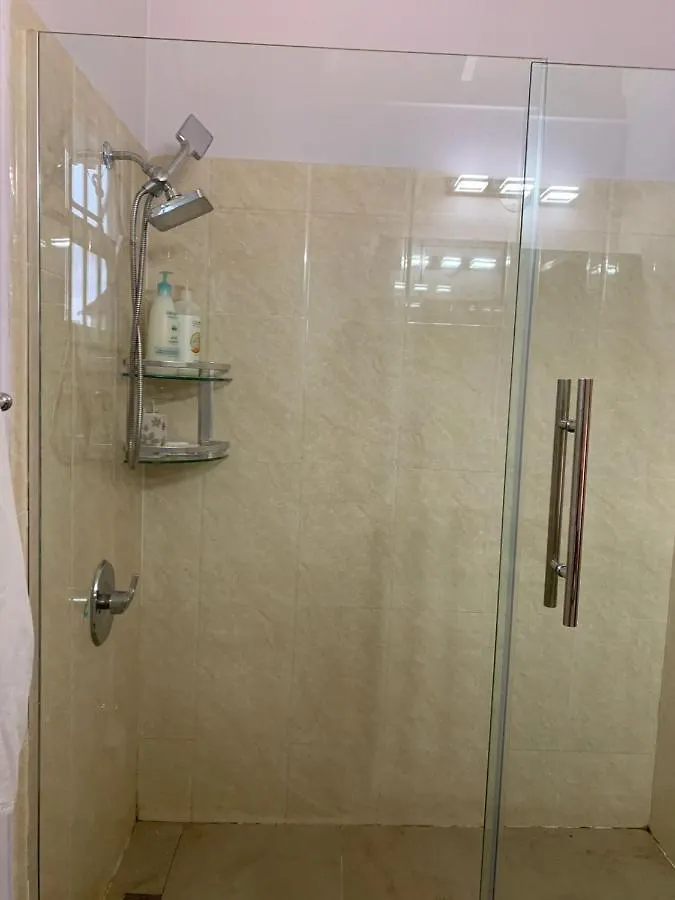 Paradise Villa Shared Onsite Private Pool Onsite Gym Ocho Rios Jamaica